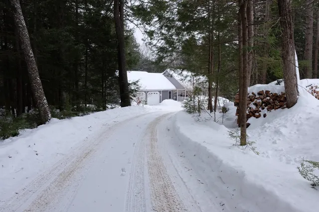 $600,000 | 4 Patriot Drive, Windham, ME 04062