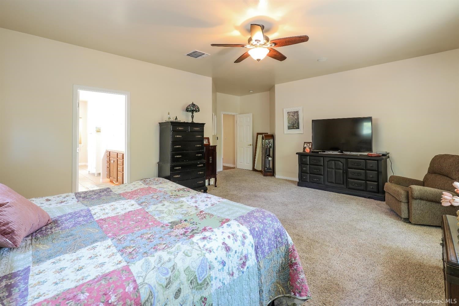 30554 Fox Ridge Court Tehachapi, CA 93561 - Photo 4 of 75 Gallery Image 4
