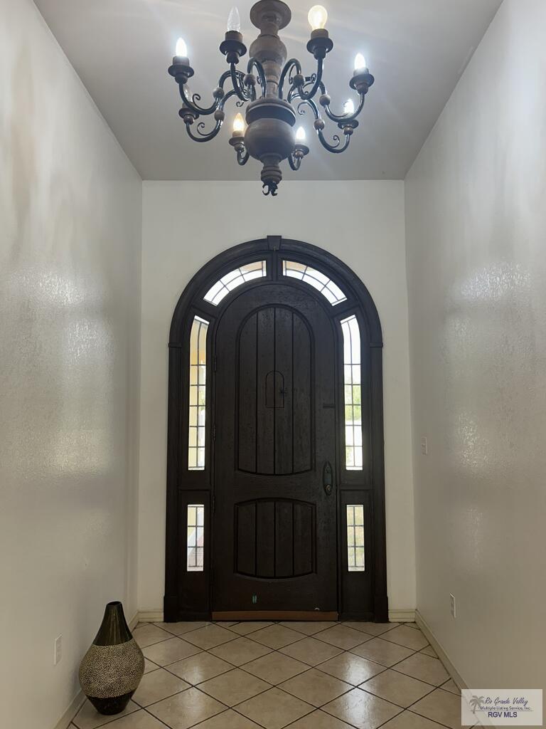 324 North Club House Road, Unit 9 Brownsville, TX 78521 - Photo 2 of 28 Gallery Image 2