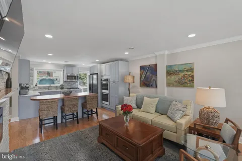 $1,050,000 | 506 South Payne Street, Alexandria, VA 22314