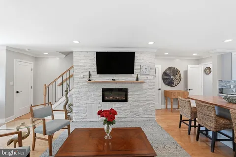 $1,050,000 | 506 South Payne Street, Alexandria, VA 22314