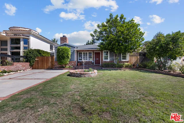 $8,600 | 4814 Lemona Avenue, Sherman Oaks, CA 91403