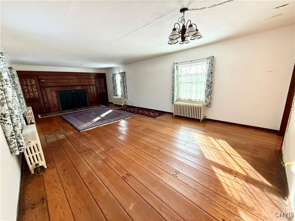 1001 Cold Springs Road Salina, NY 13088 - Photo 7 of 38 Living Room