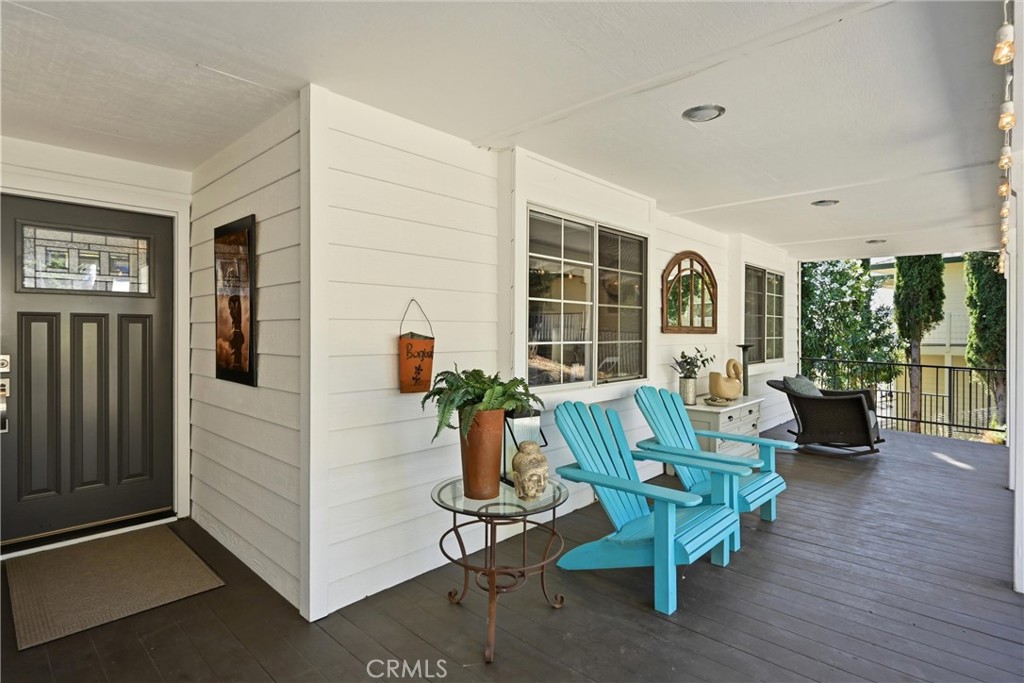 17432 Greenridge Road Hidden Valley Lake, CA 95467 - Photo 10 of 72 a living room with furniture