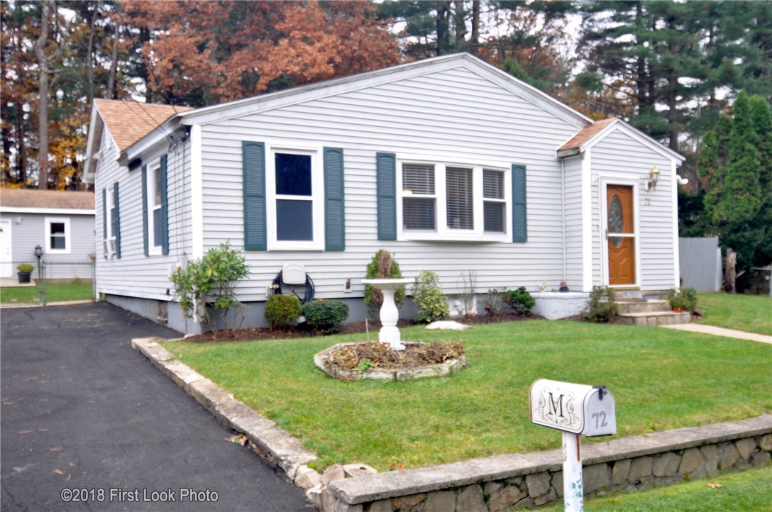 72 Angus Street Coventry, RI 02816 - Photo 1 of 22