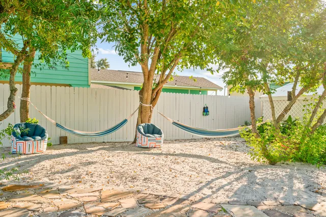 $1,295,000 | 815 5th Street, Dickinson, TX 77539