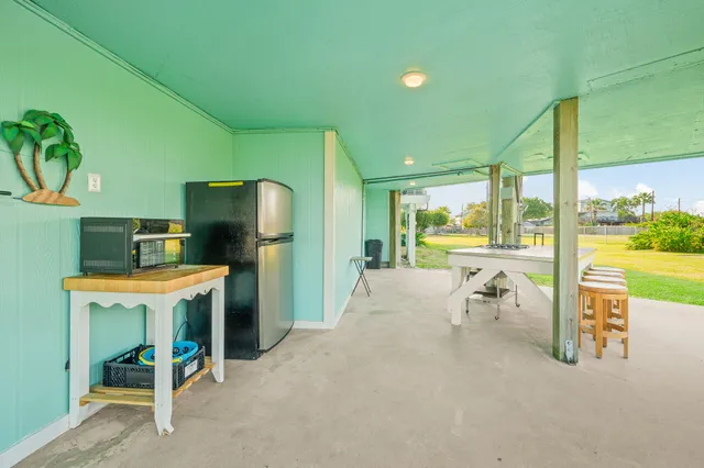 $1,295,000 | 815 5th Street, Dickinson, TX 77539