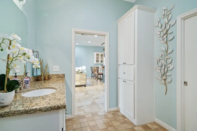 $1,295,000 | 815 5th Street, Dickinson, TX 77539