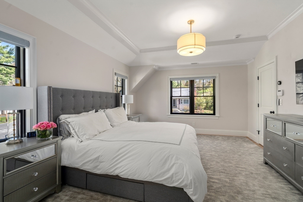 7 Massasoit Road Wellesley, MA 02481 - Photo 21 of 42