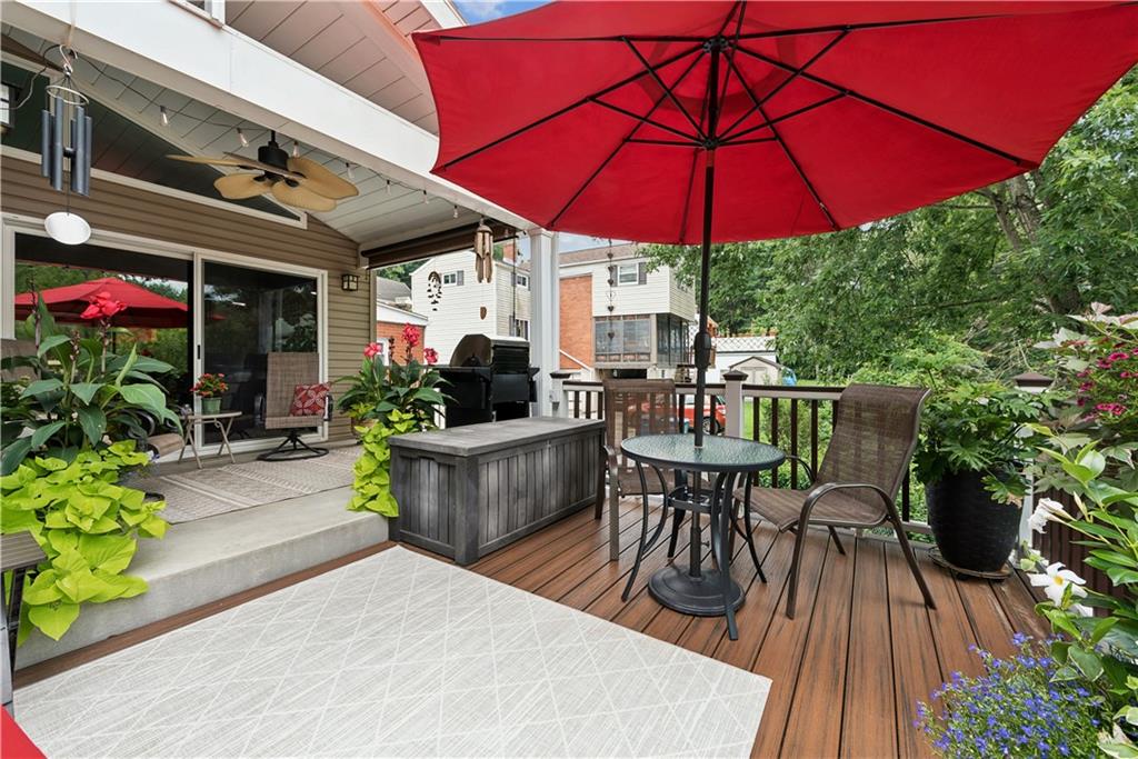 945 Roland Road Pittsburgh, PA 15221 - Photo 17 of 35
