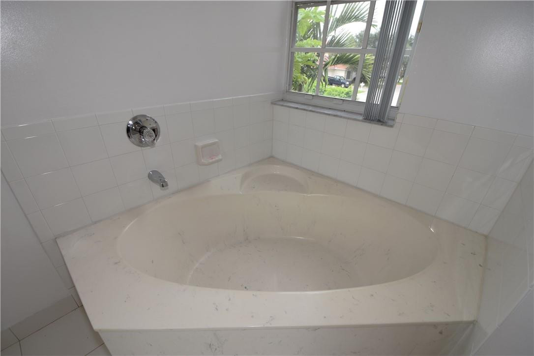 4631 Southwest 151st Way Miramar, FL 33027 - Photo 23 of 35 Photo 23