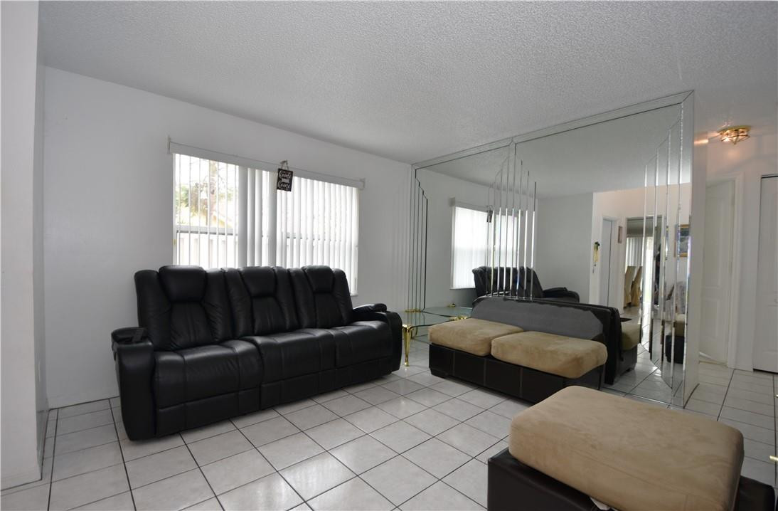 4631 Southwest 151st Way Miramar, FL 33027 - Photo 6 of 35 Photo 6