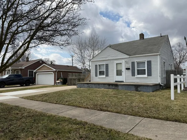 $1,450 | 13668 Irene Street, Southgate, MI 48195