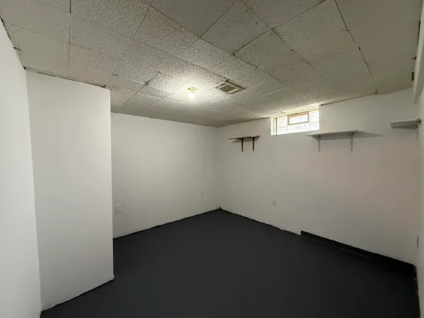 $1,450 | 13668 Irene Street, Southgate, MI 48195