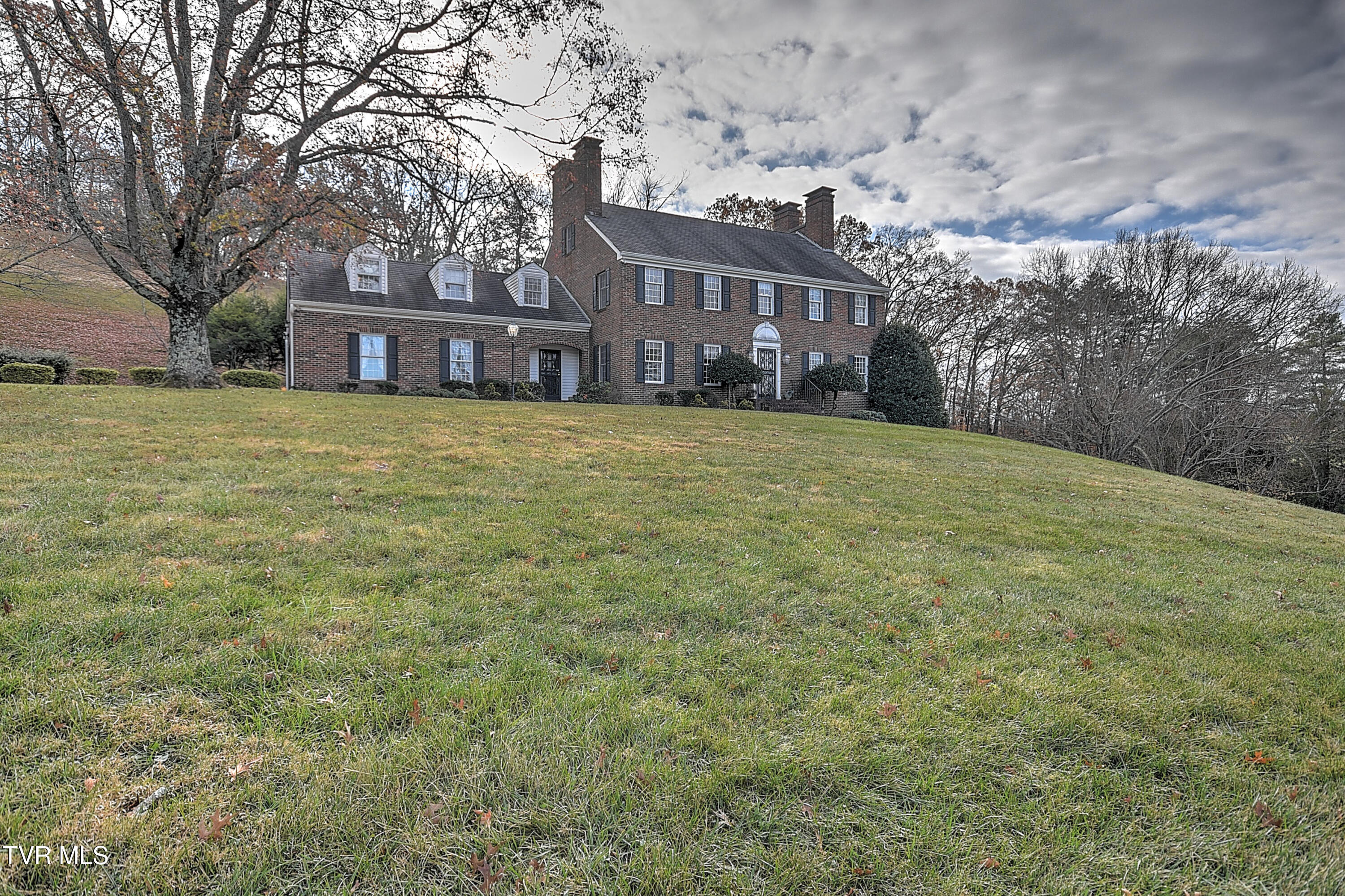 529 Hidden Valley Road Kingsport, TN 37663 - Photo 5 of 89 529 Hidden Valley GC-5