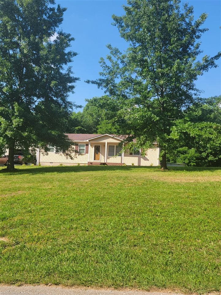 836 North Lucas Road Glasgow, KY 42141 - Photo 1 of 1 Gallery Image 1