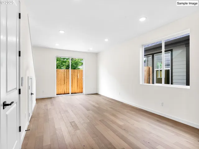 $389,900 | 6729 Southeast Gladstone Street, Portland, OR 97206