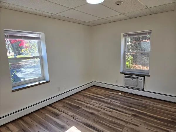 $2,700 | 119 Crooked Hill Road, Unit 103, Pearl River, NY 10965
