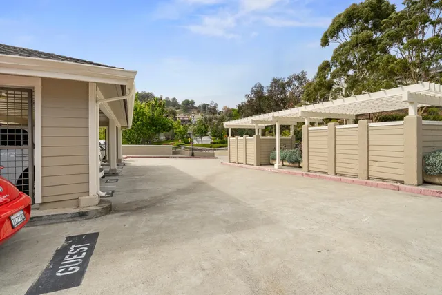 $875,000 | 613 Swallowtail Court, Brisbane, CA 94005