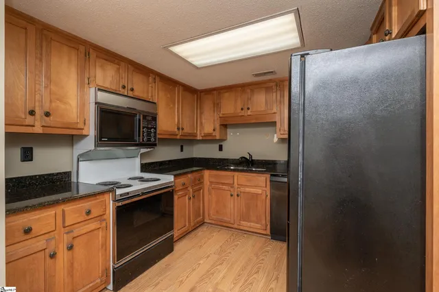 $295,000 | 925 Cleveland Street, Unit 278, Greenville, SC 29601