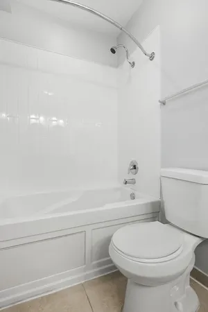 $2,123 | 7730 North Ashland Avenue, Unit C2, Chicago, IL 60626