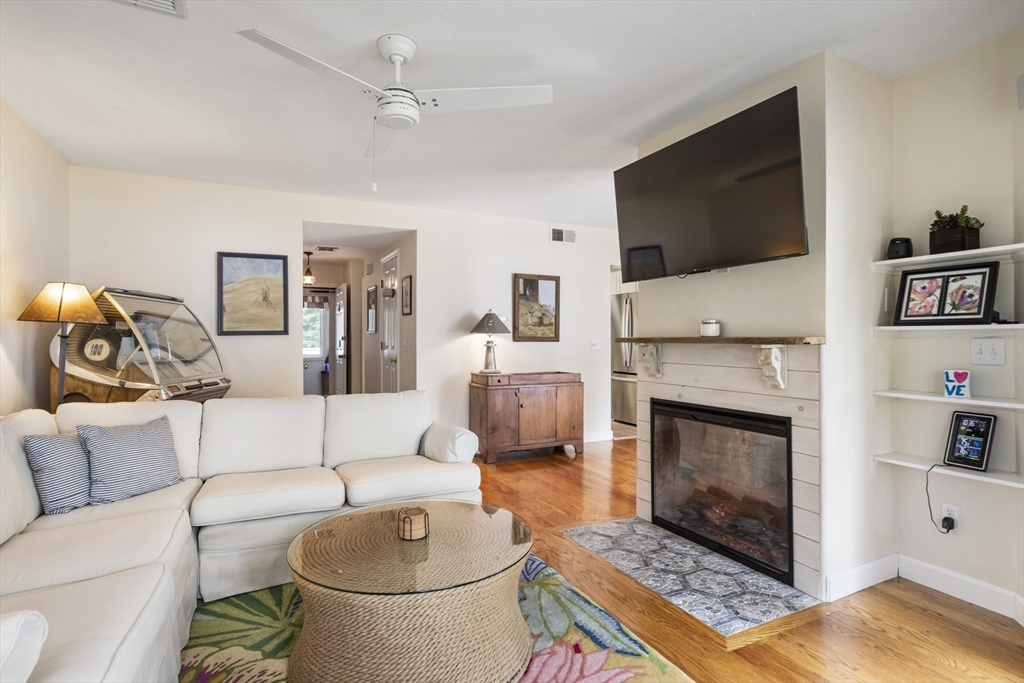 811 Beacon Park Road, Unit 30 Webster, MA 01570 - Photo 1 of 34 Gallery Image 1