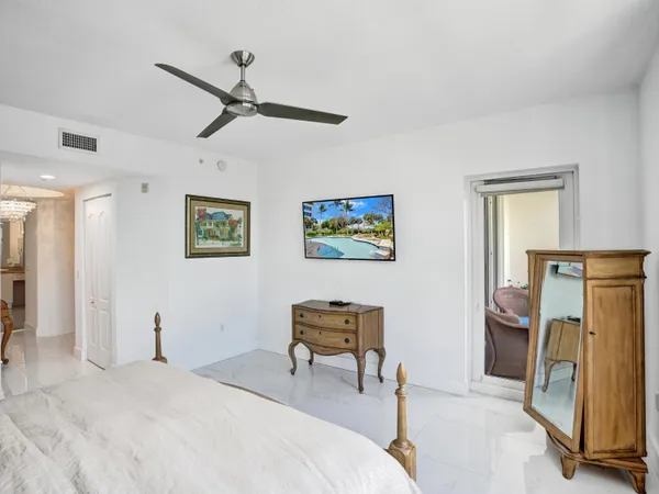 $4,500 | 191 South Ocean Drive, Unit 315, Deerfield Beach, FL 33441