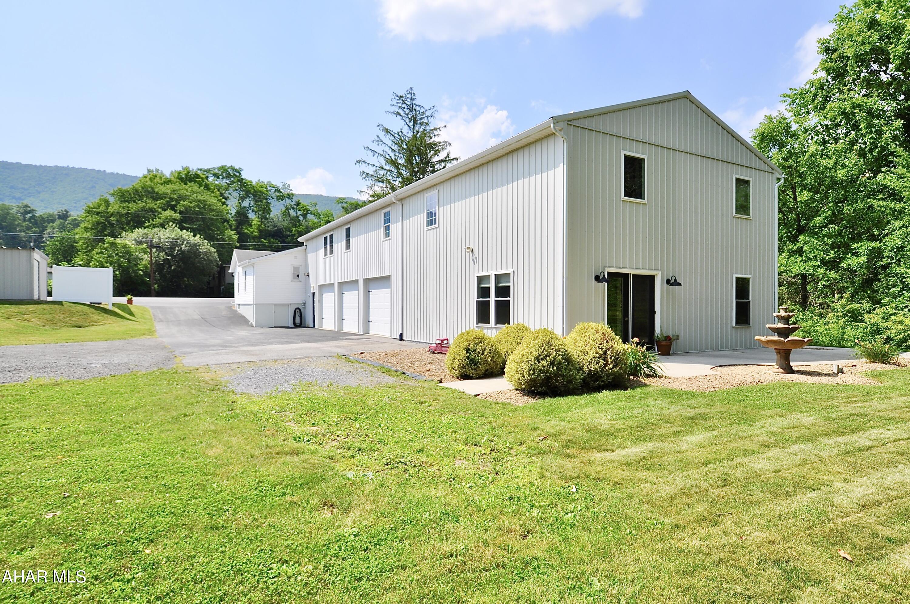 11352 Raystown Road Saxton, PA 16678 - Photo 40 of 47