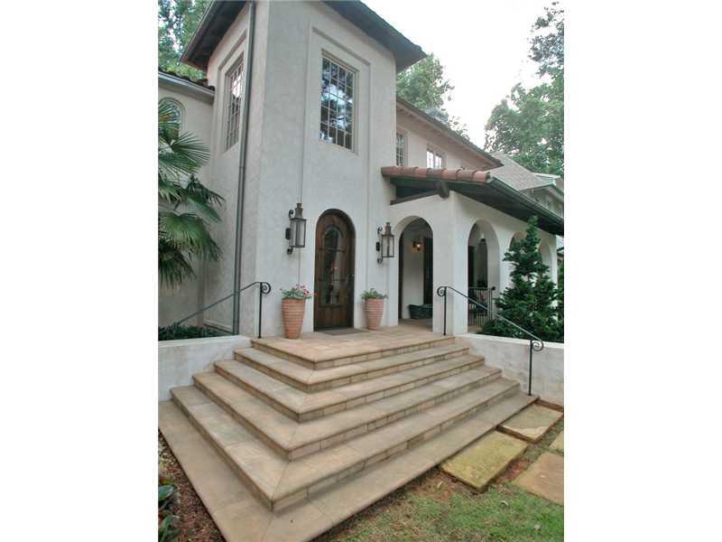 830 Cumberland Road Northeast Atlanta, GA 30324 - Photo 1 of 1 Facade/Exterior Front.