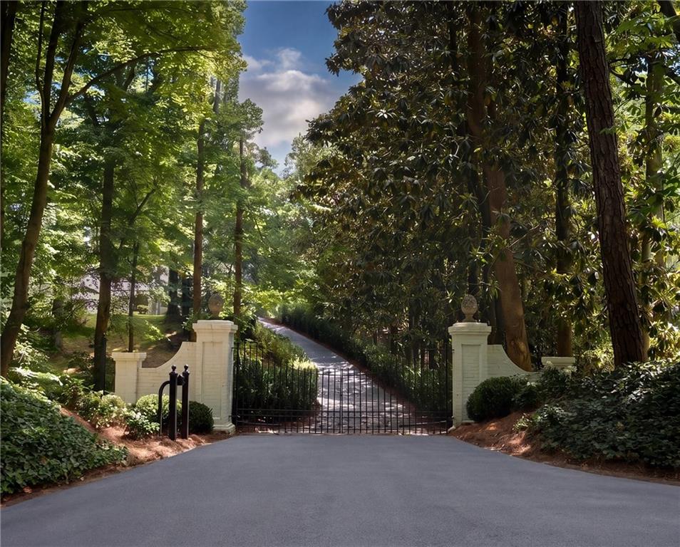 3875 Tuxedo Road Northwest Atlanta, GA 30342 - Photo 2 of 52