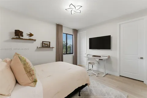 $2,550,000 | 12070 Southwest 83rd Place, Miami, FL 33156