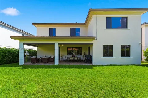 $2,550,000 | 12070 Southwest 83rd Place, Miami, FL 33156