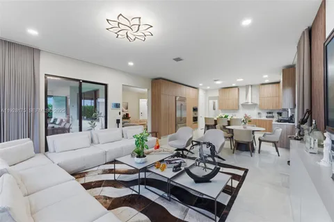 $2,550,000 | 12070 Southwest 83rd Place, Miami, FL 33156