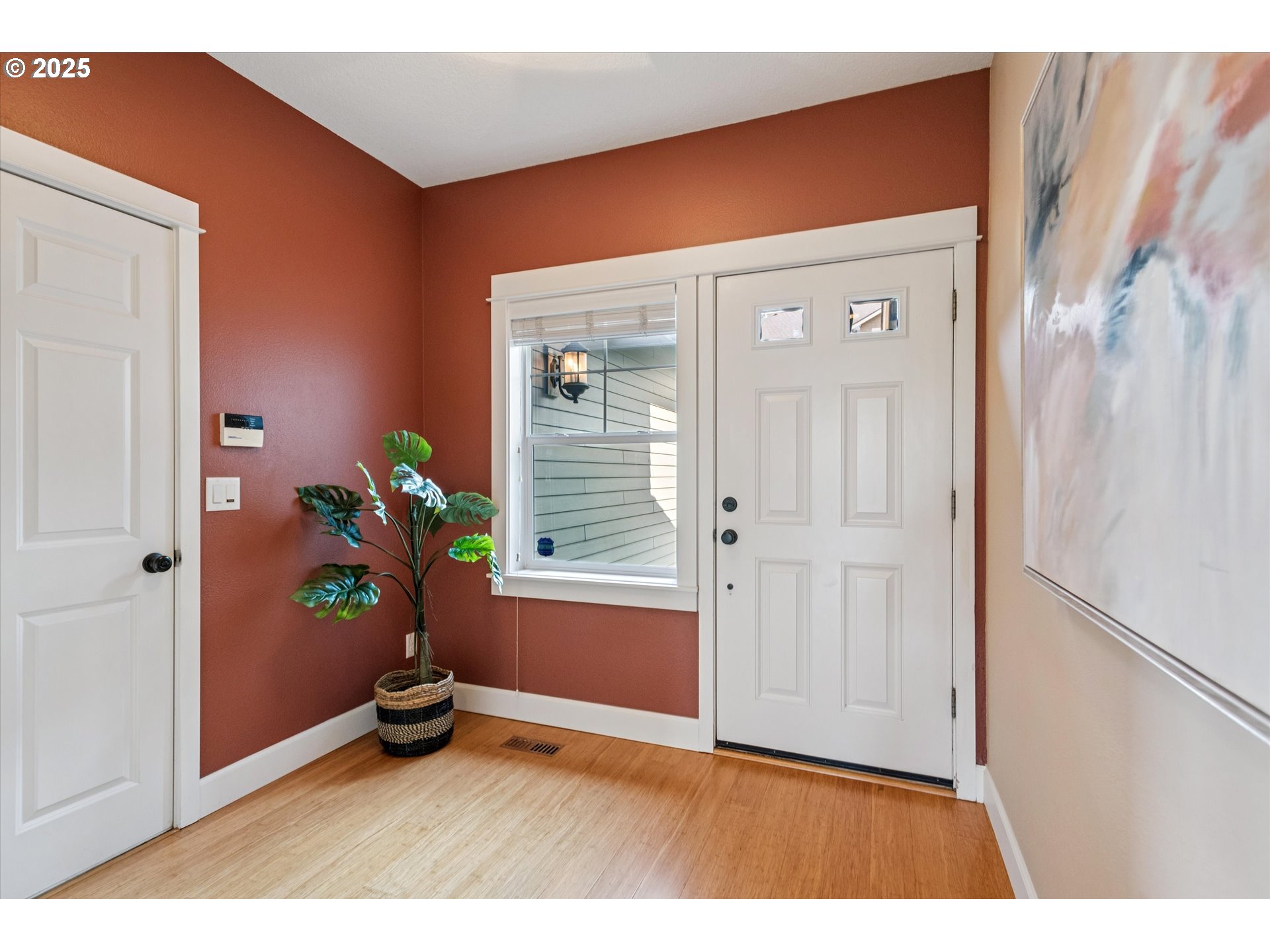 10148 Southeast Bristol Loop Happy Valley, OR 97086 - Photo 3 of 35 Entrance/Foyer