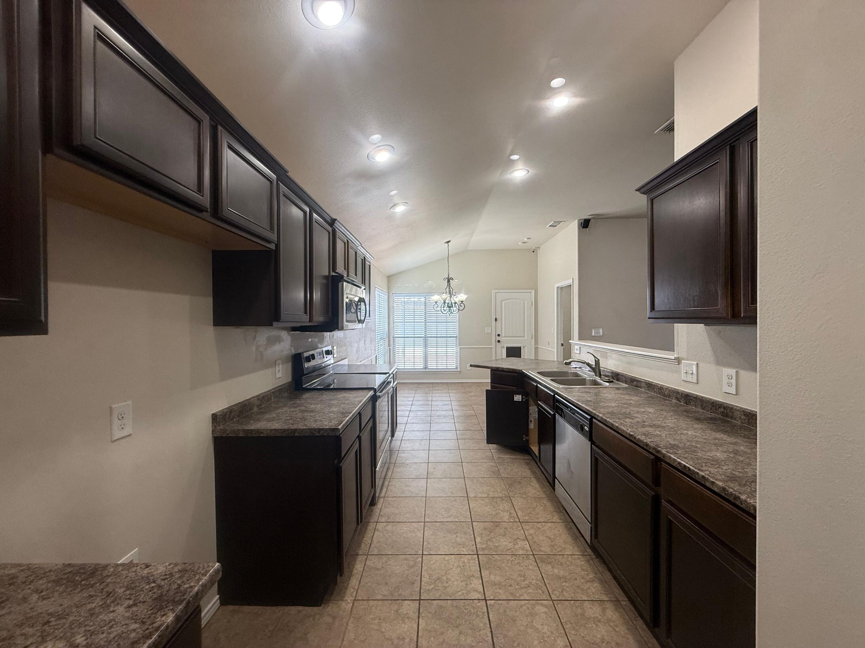 6539 37th Street Lubbock, TX 79407 - Photo 2 of 11 Untitled design copy 20