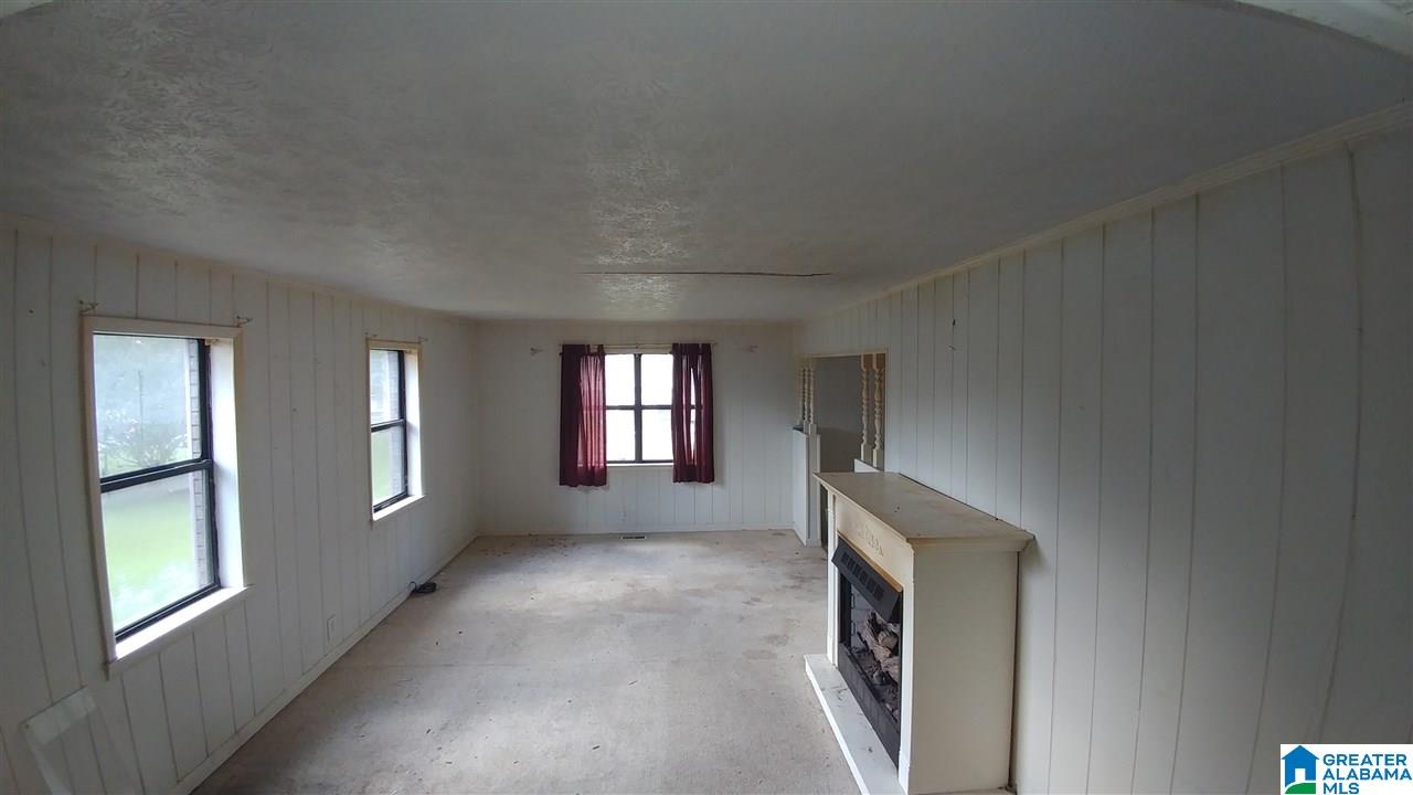 1101 Rhodes Street Anniston, AL 36206 - Photo 7 of 43