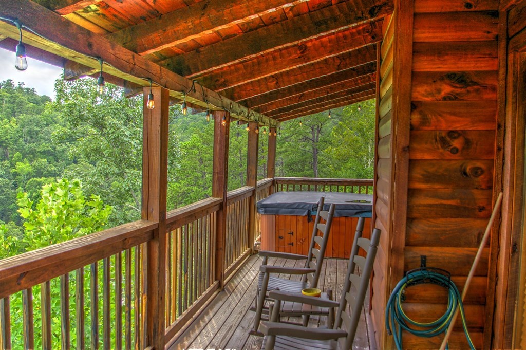 2080 Bluff Mountain Road, Unit KNOTTYNEST Sevierville, TN 37876 - Photo 7 of 25 Gallery Image 7