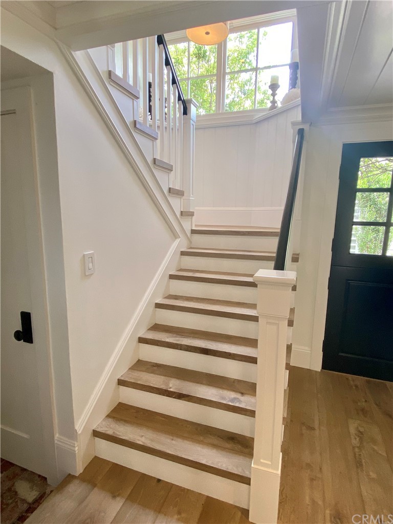 33965 Cape Cove Dana Point, CA 92629 - Photo 25 of 43 a view of entryway