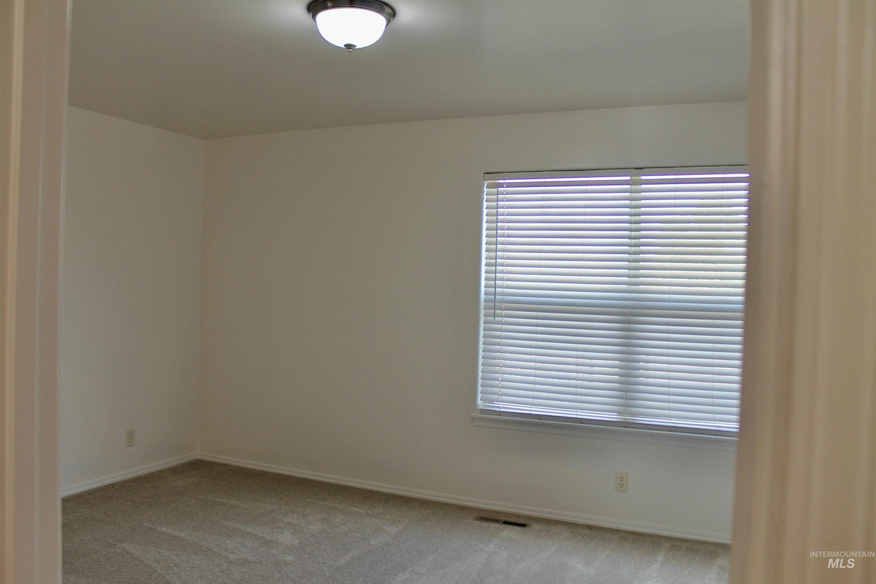1135 Fiesta Way Twin Falls, ID 83301 - Photo 22 of 42