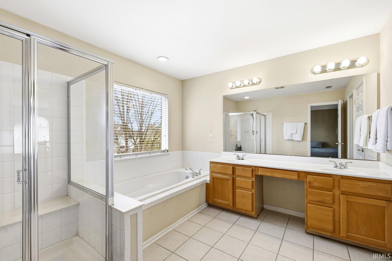 12479 Autumn Gate Way Carmel, IN 46033 - Photo 21 of 34
