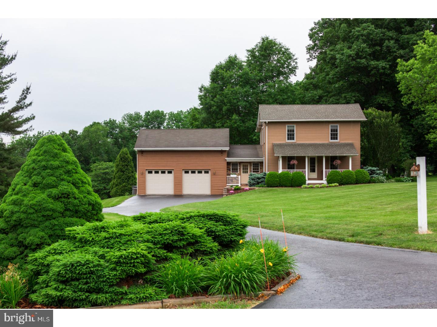 6909 Tollgate Road Zionsville, PA 18092 - Photo 1 of 25 Gallery Image 1