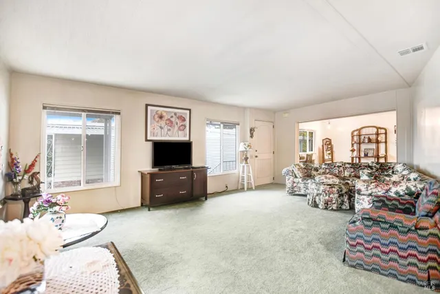 $375,000 | 40 Westgate Circle, Santa Rosa, CA 95401