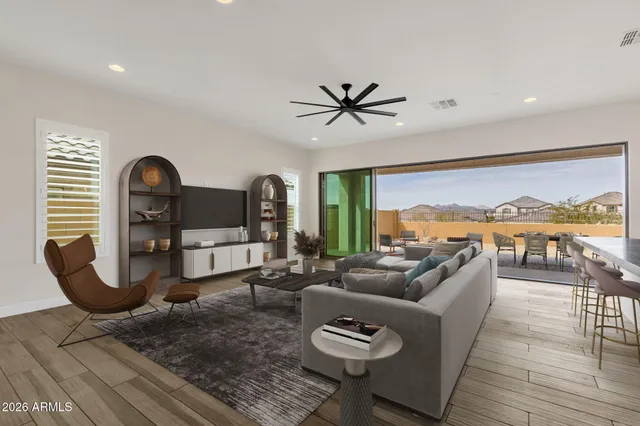 $1,030,000 | 5924 East Redmont Drive, Mesa, AZ 85215