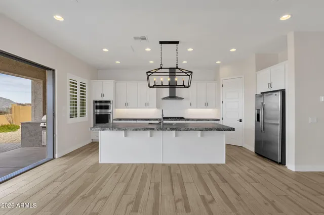 $1,030,000 | 5924 East Redmont Drive, Mesa, AZ 85215