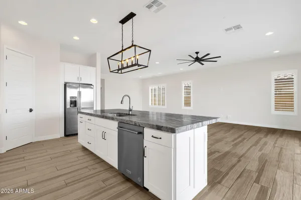 $1,020,000 | 5924 East Redmont Drive, Mesa, AZ 85215