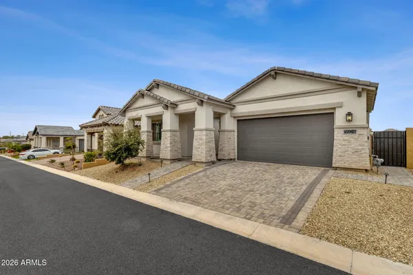 $1,020,000 | 5924 East Redmont Drive, Mesa, AZ 85215