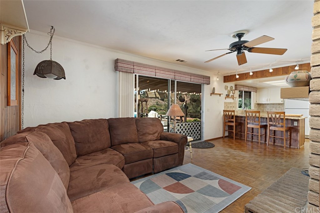 3438 South Mission Road Fallbrook, CA 92028 - Photo 11 of 38 Gallery Image 11