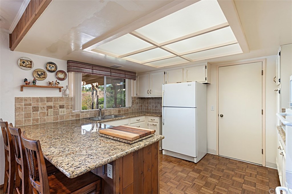3438 South Mission Road Fallbrook, CA 92028 - Photo 14 of 38 Gallery Image 14
