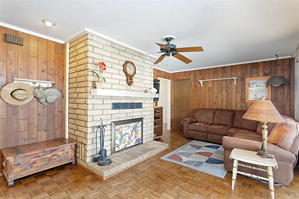 3438 South Mission Road Fallbrook, CA 92028 - Photo 10 of 38 Gallery Image 10