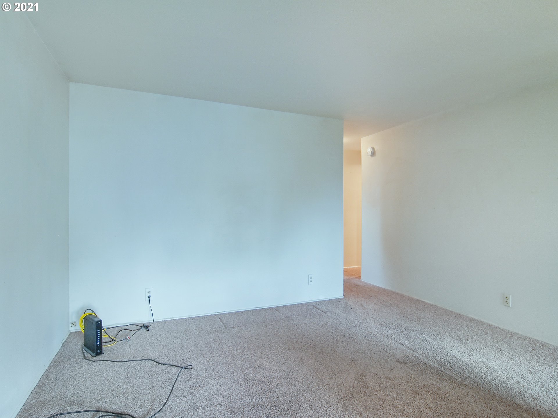 1509 6th Street Springfield, OR 97477 - Photo 7 of 30 a view of an empty room